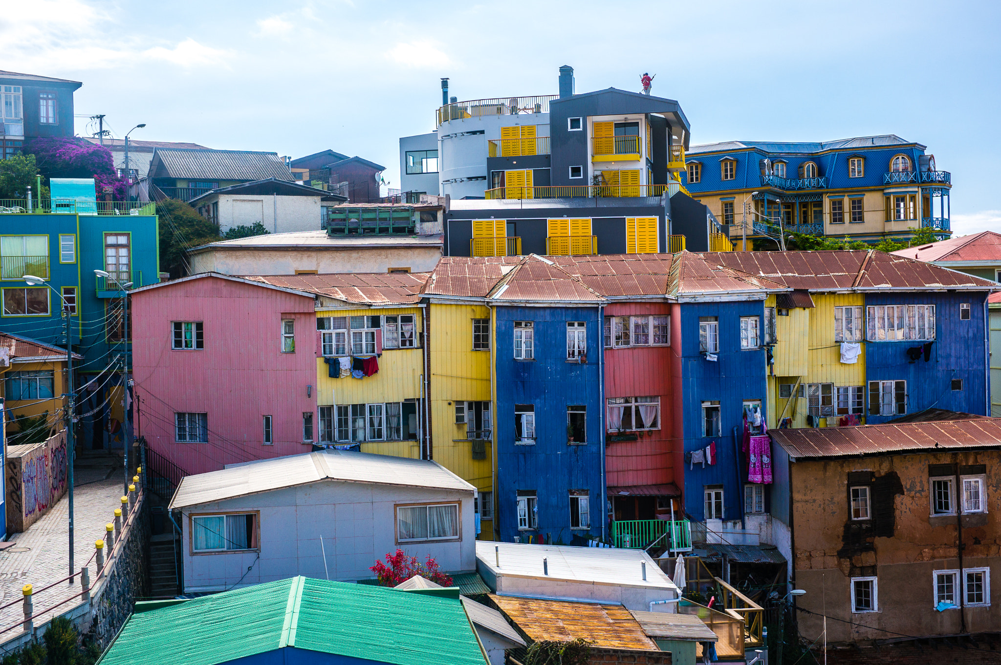 Sony Alpha NEX-6 + E 32mm F1.8 sample photo. Valparaiso photography