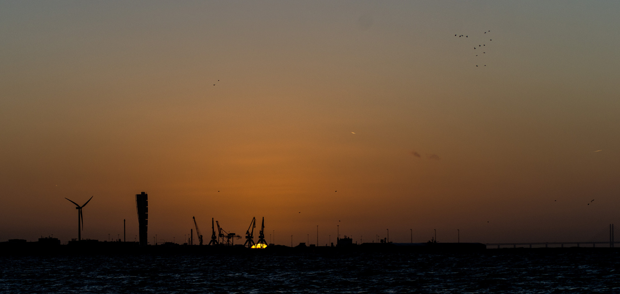 Tamron AF 70-300mm F4-5.6 Di LD Macro sample photo. Darknes is coming photography