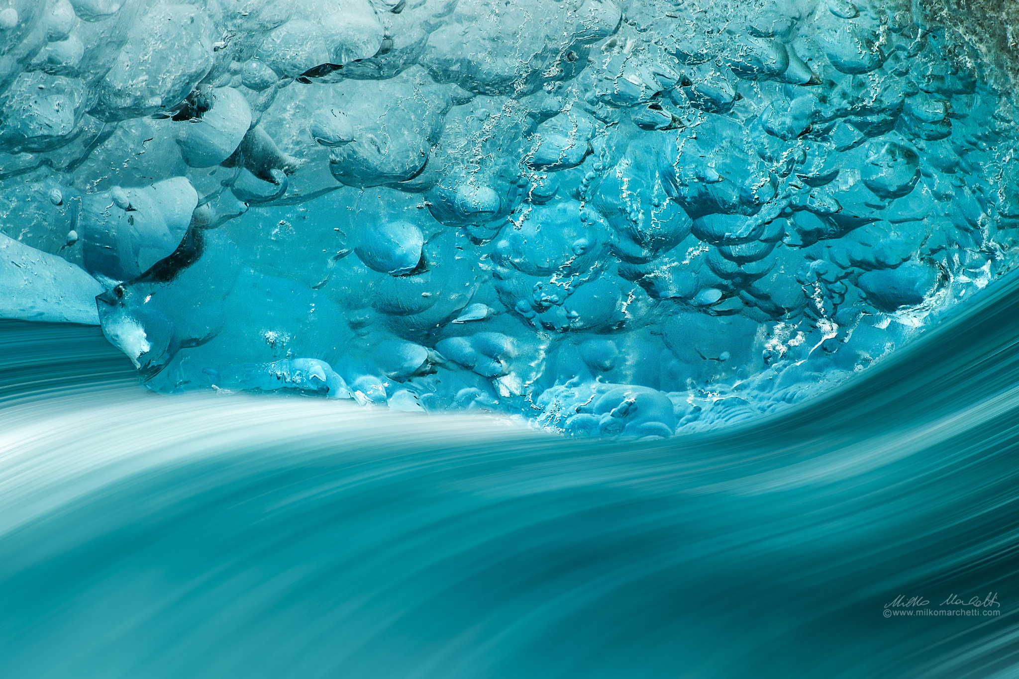 Canon EF 300mm f/2.8L + 1.4x sample photo. Water and ice photography