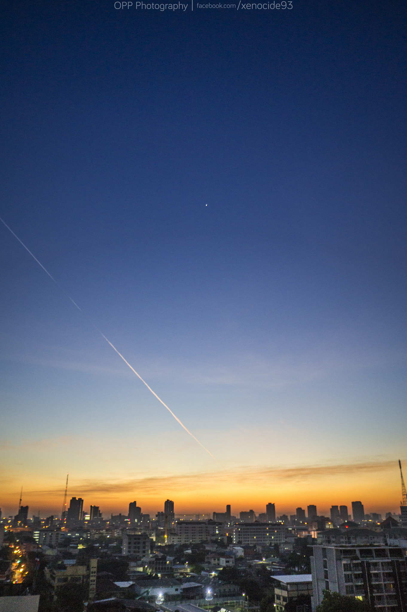 Sony Alpha NEX-F3 + Sony E 16mm F2.8 sample photo. All-nighter prize photography