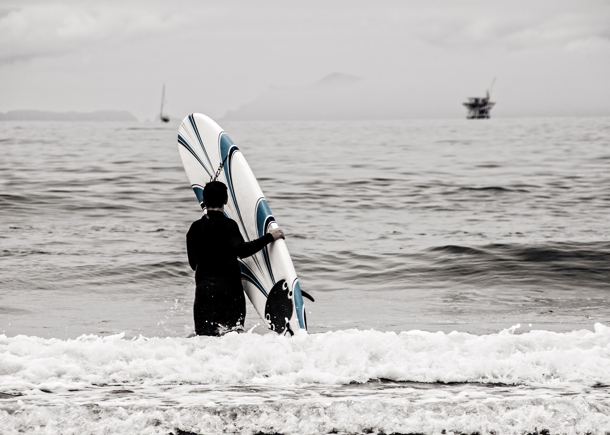 Sigma 18-200mm f/3.5-6.3 DC OS sample photo. Surfing in ventra photography