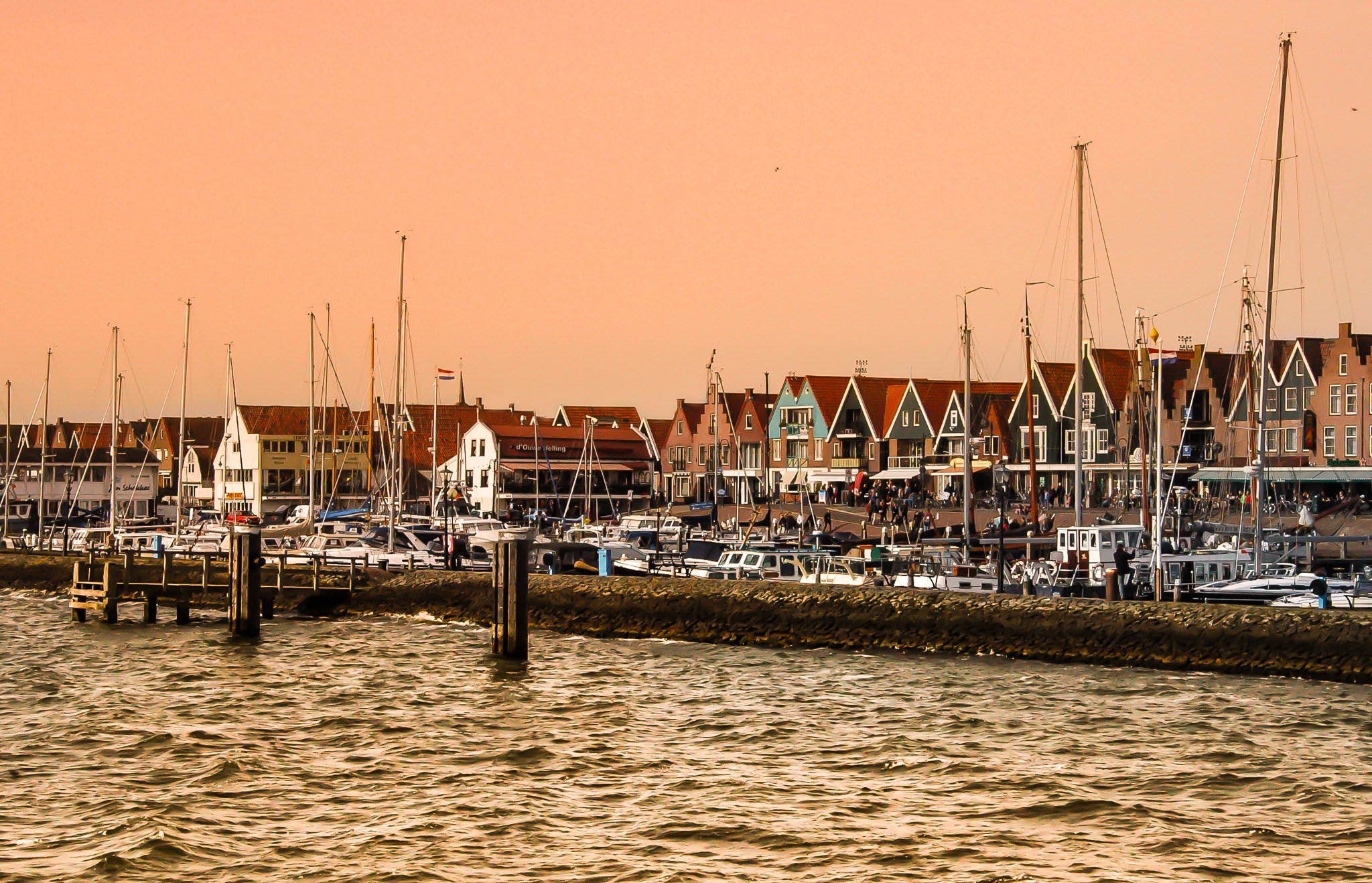 Nikon D70 sample photo. Marken ( holland).jpg photography