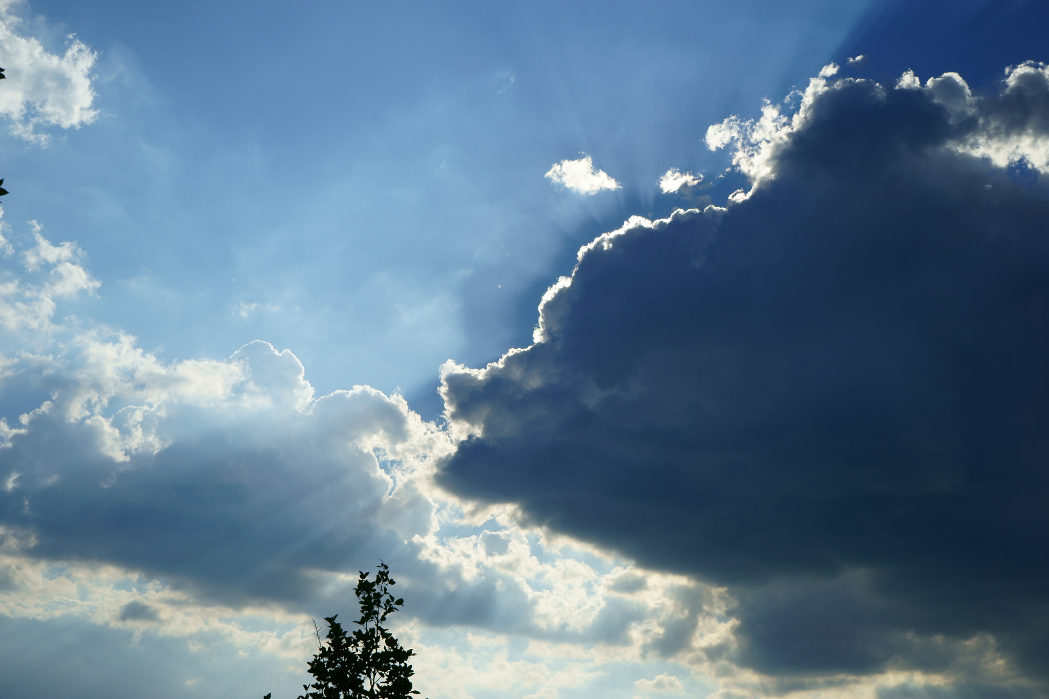 Tamron 18-200mm F3.5-6.3 Di III VC sample photo. Sky over birmingham photography
