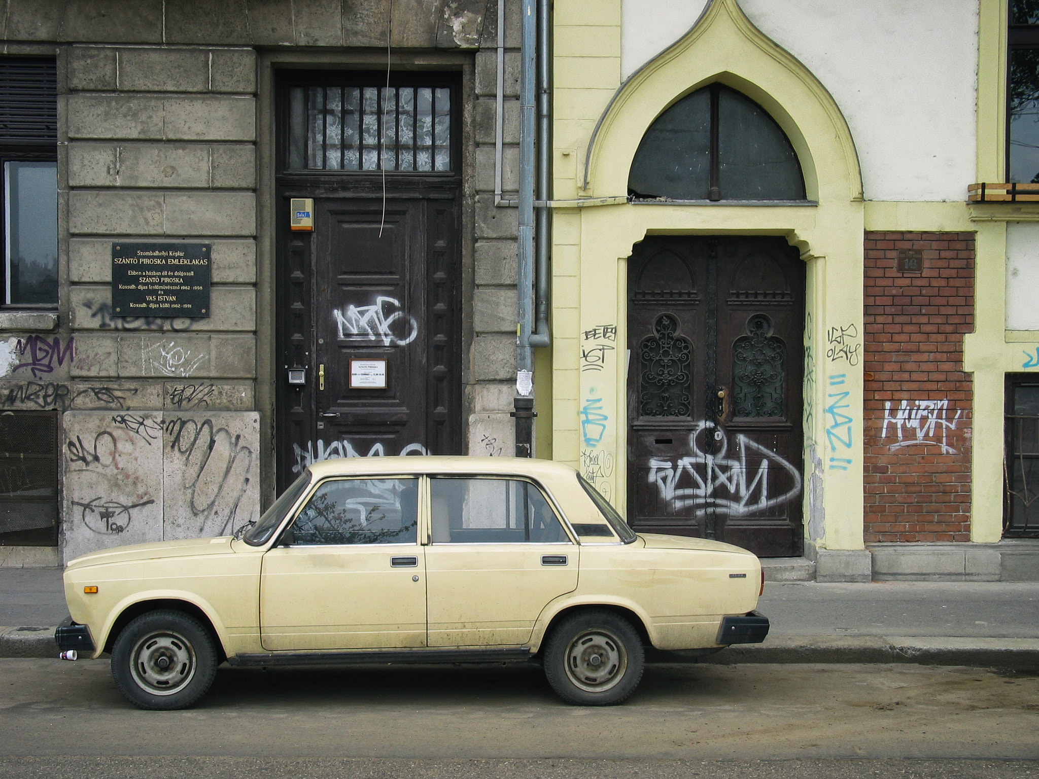 Canon POWERSHOT G3 sample photo. Budapest | hungary photography