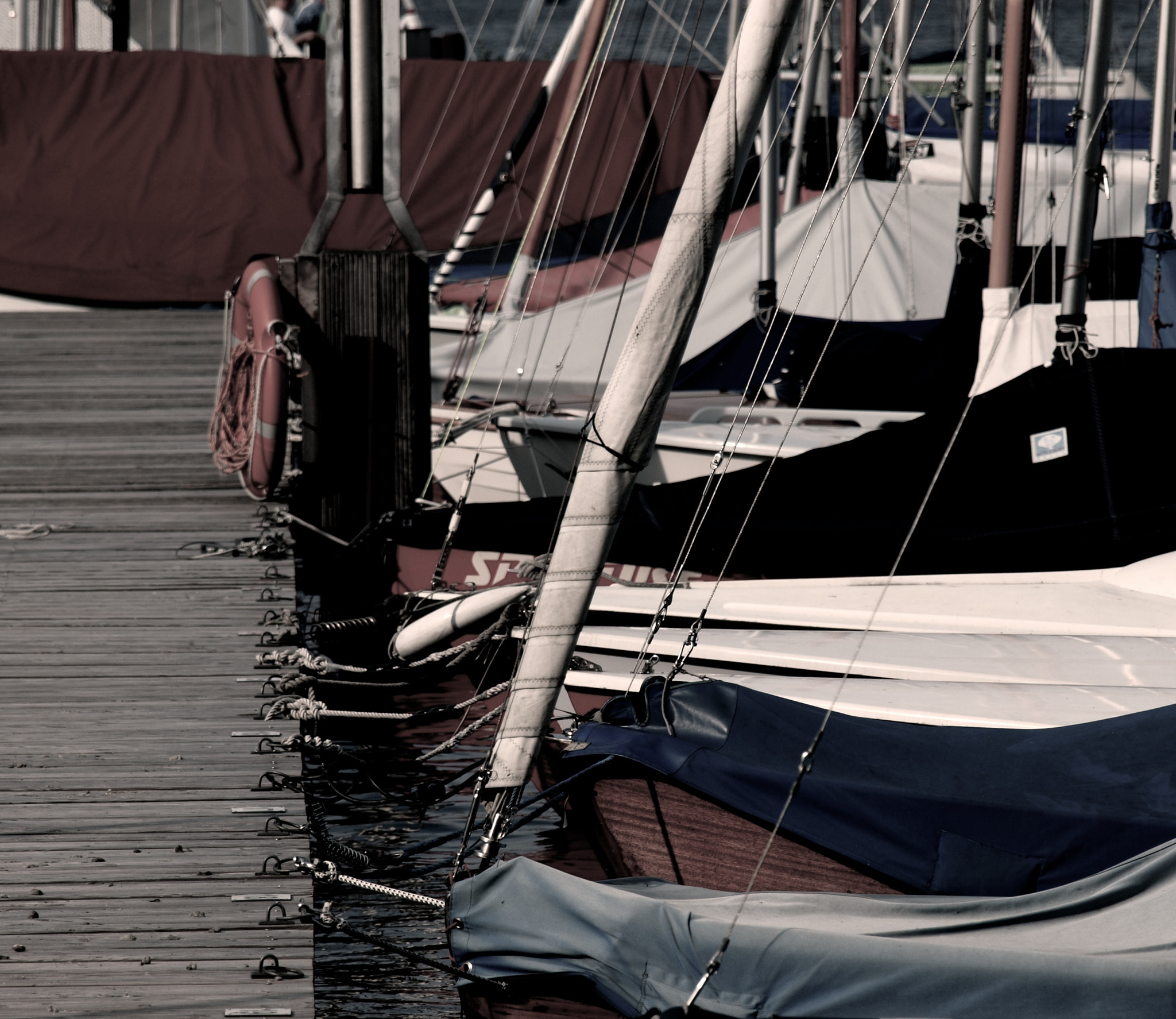 Olympus E-420 (EVOLT E-420) sample photo. Boats photography