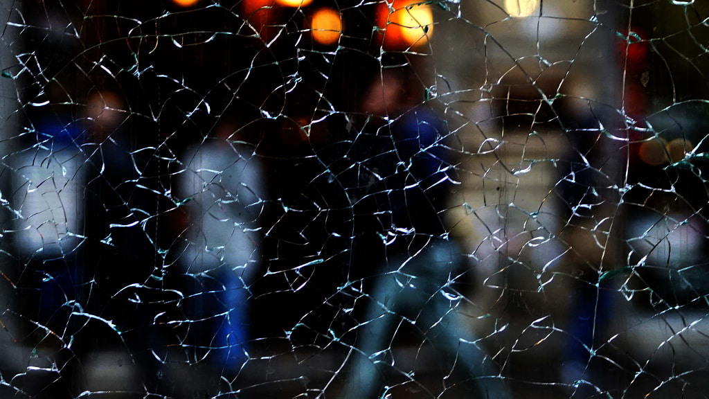 broken .. by recep cirik on 500px.com