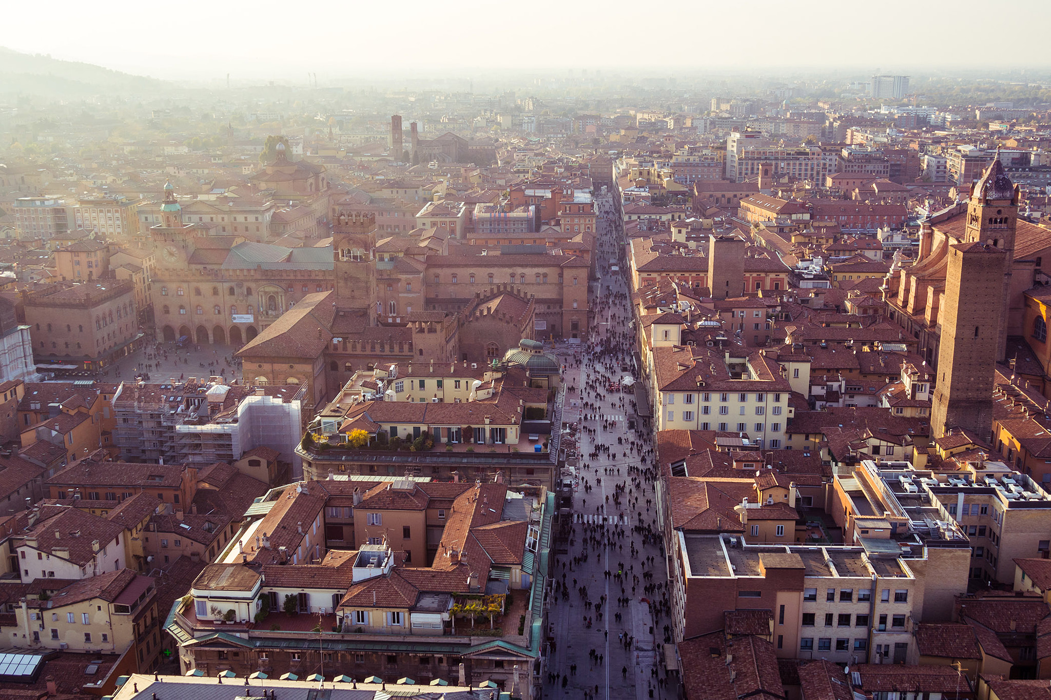 Olympus OM-D E-M10 sample photo. Bologna city photography