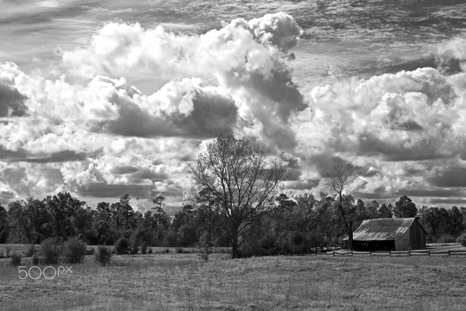 AF Zoom-Nikkor 28-80mm f/3.3-5.6G sample photo. Cloud drama photography