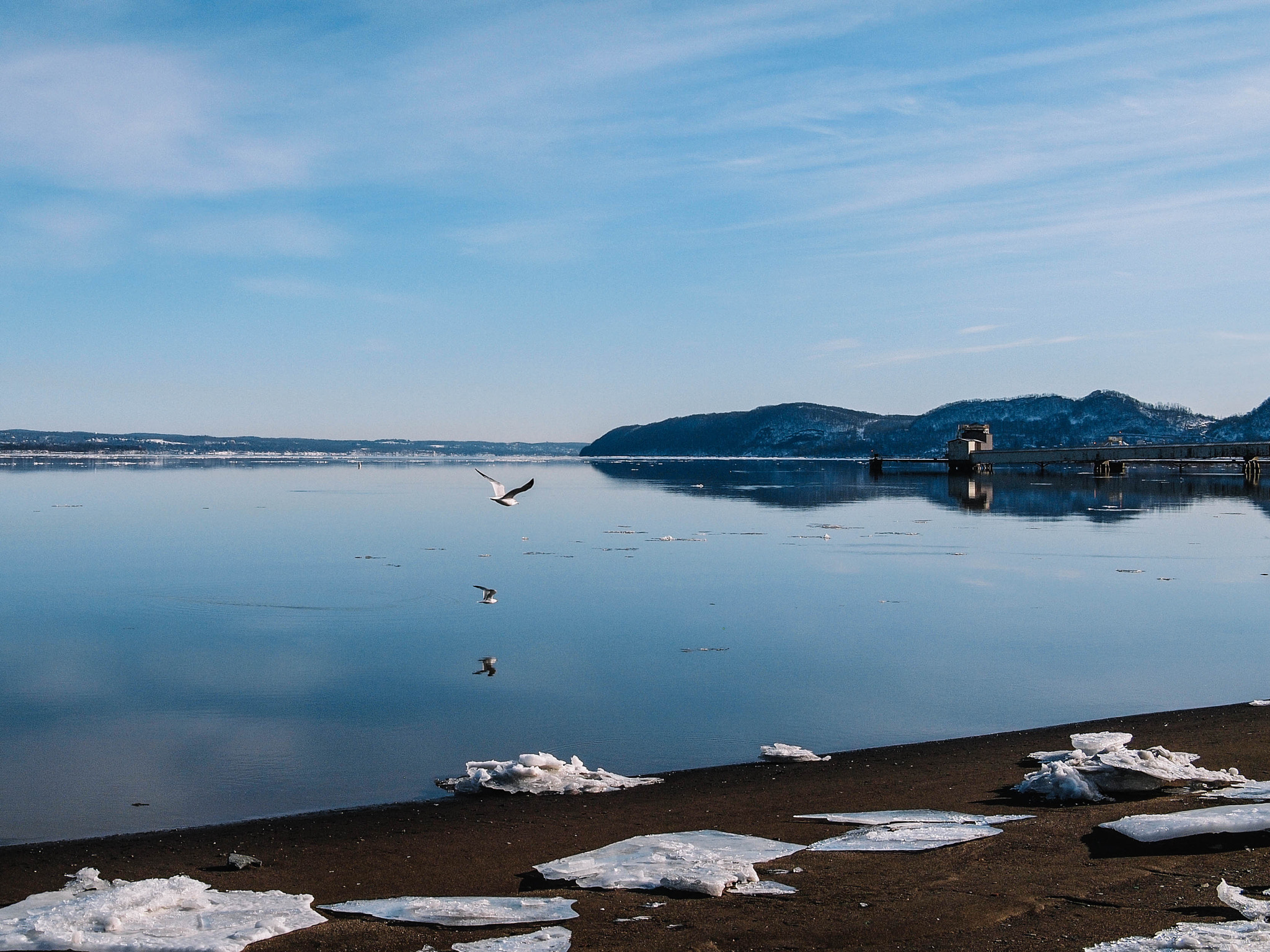 Olympus PEN E-P1 sample photo. Icy hudson ii photography