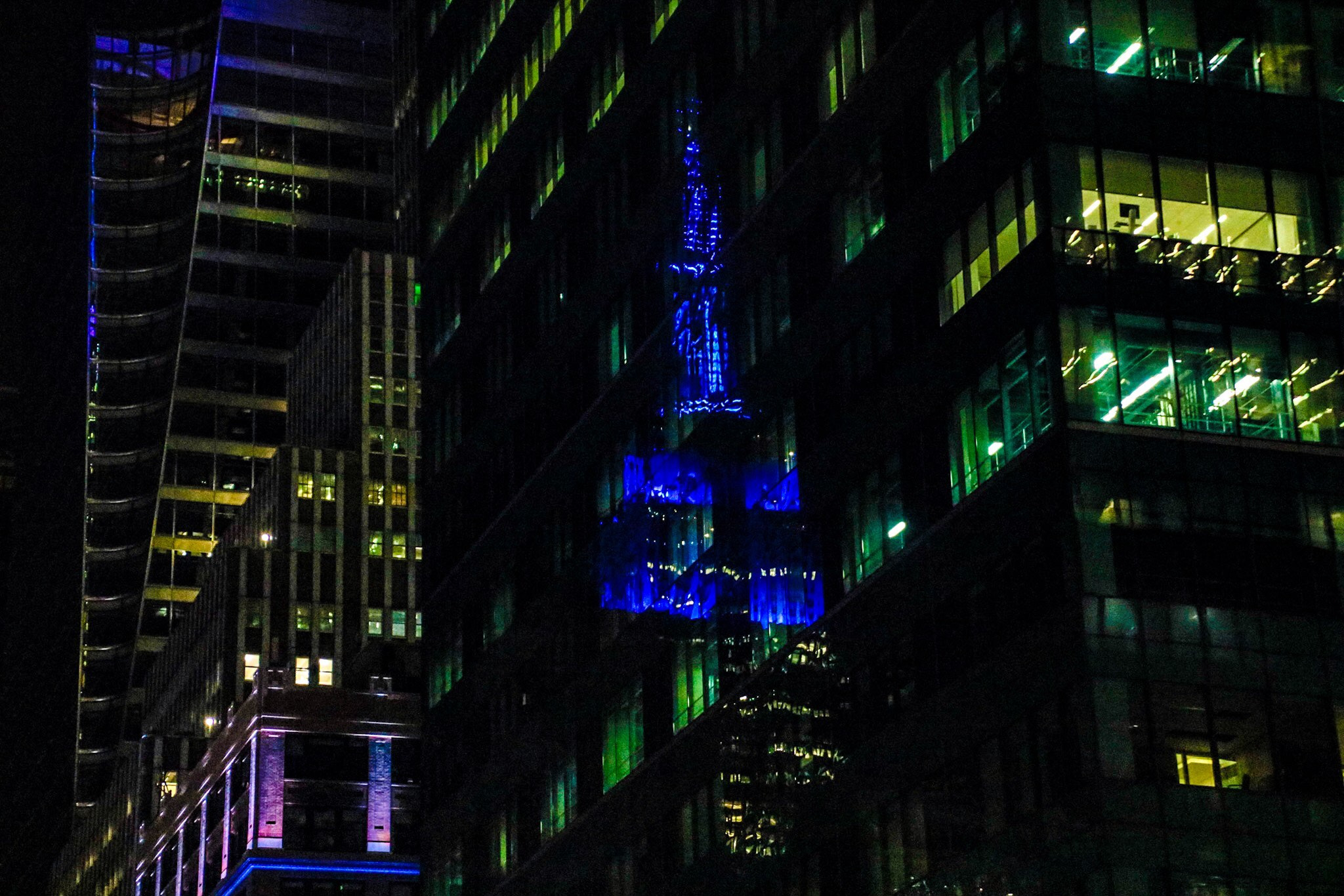 Canon EOS 760D (EOS Rebel T6s / EOS 8000D) sample photo. Reflective empire state photography