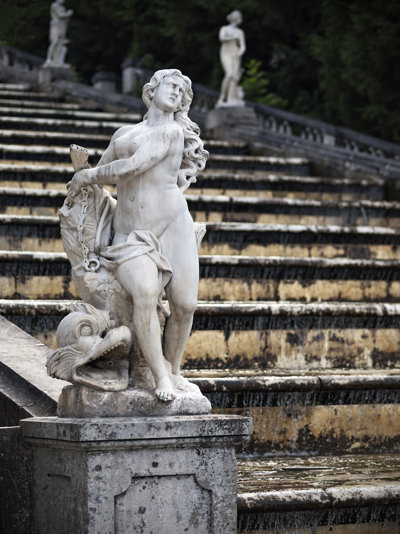 OLYMPUS 50mm Lens sample photo. Fountain in the peterhof photography