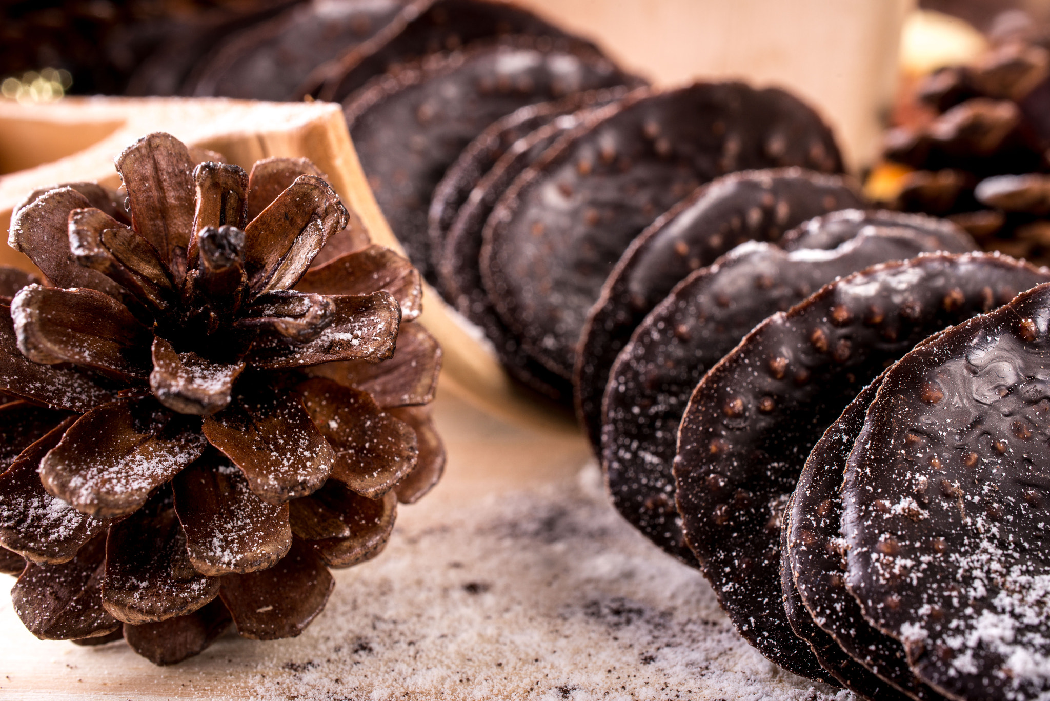 Nikon AF-S DX Micro Nikkor 40mm F2.8 sample photo. Chocolate chips photography