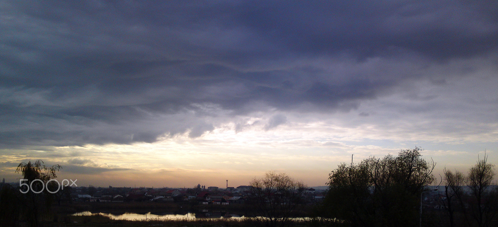 Sony Ericsson U1i sample photo. V photography