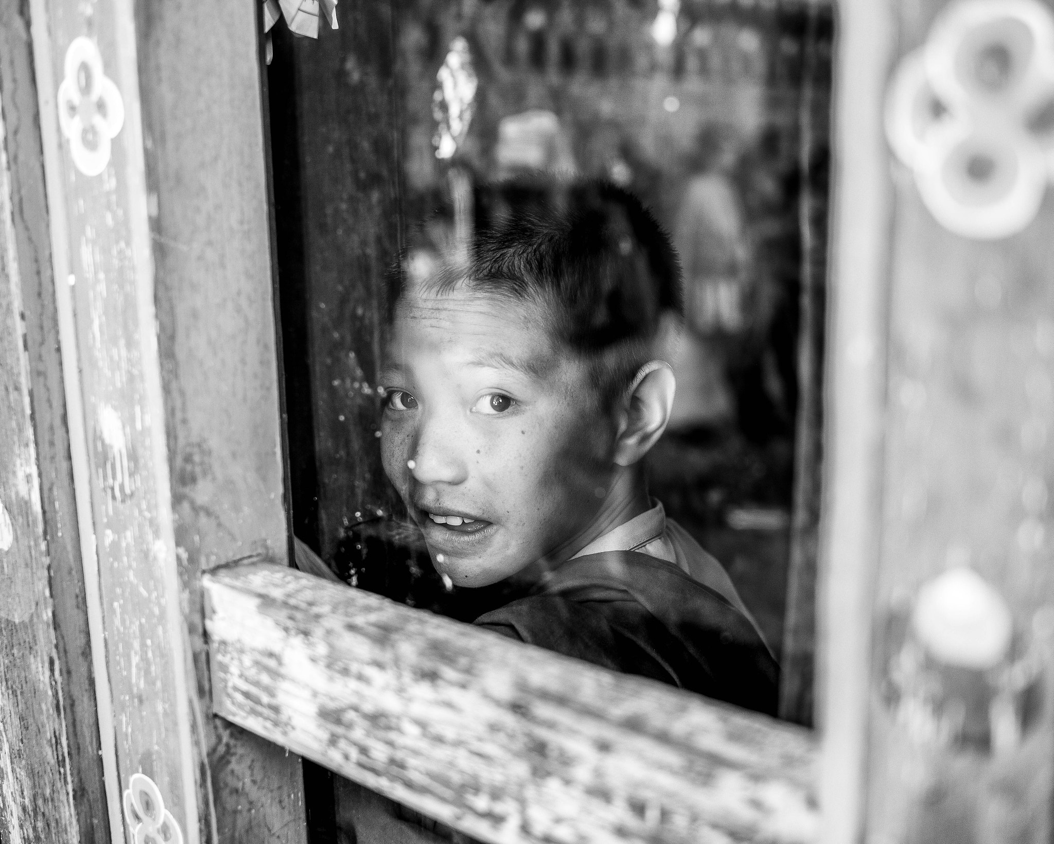 Leica Summarit-M 35mm F2.4 ASPH sample photo. Young monk photography
