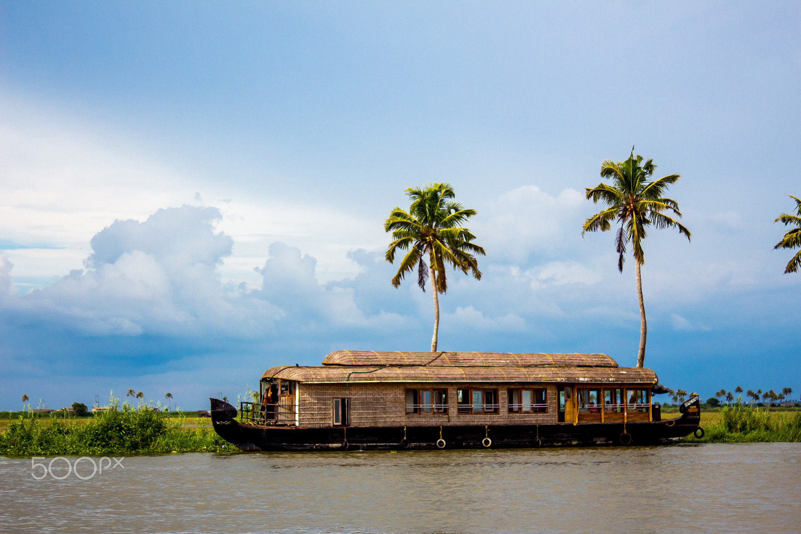 Canon EF 35-135mm f/4-5.6 USM sample photo. House boat.jpg photography