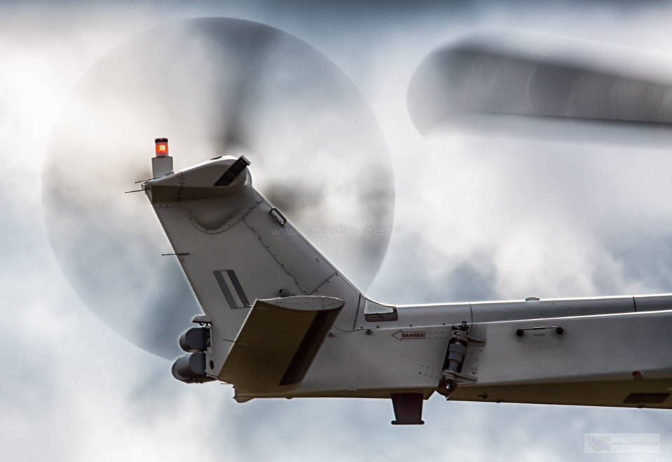 Canon EOS 50D + Canon EF 200mm F2.8L II USM sample photo. Rn-02 tail prop photography