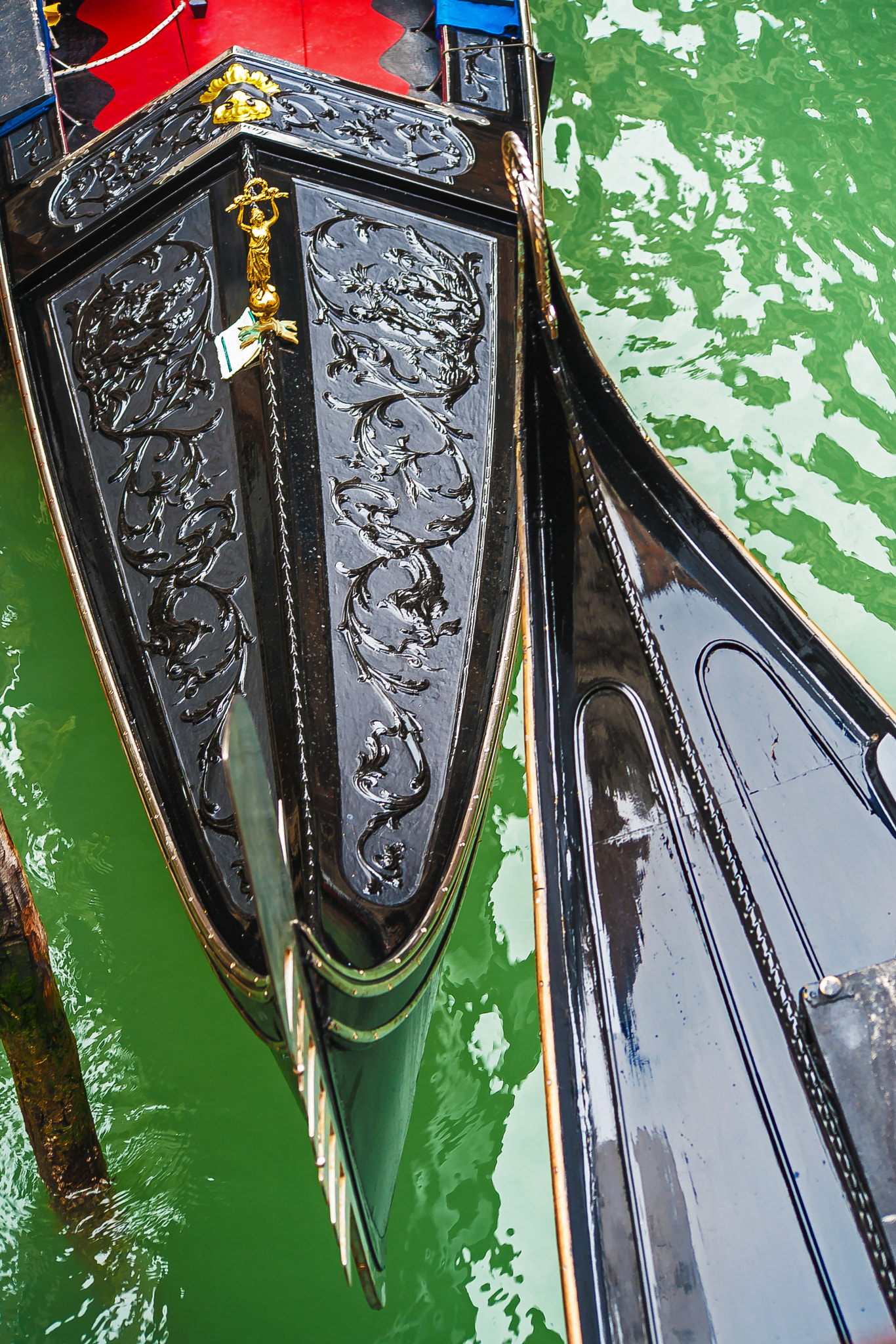 Nikon D700 + AF Nikkor 70-210mm f/4-5.6 sample photo. Venice photography