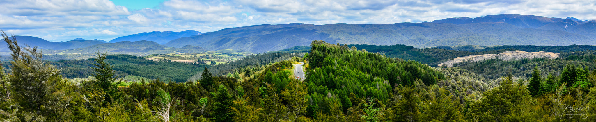 AF Zoom-Nikkor 28-200mm f/3.5-5.6D IF sample photo. The new zealander road in perspective photography