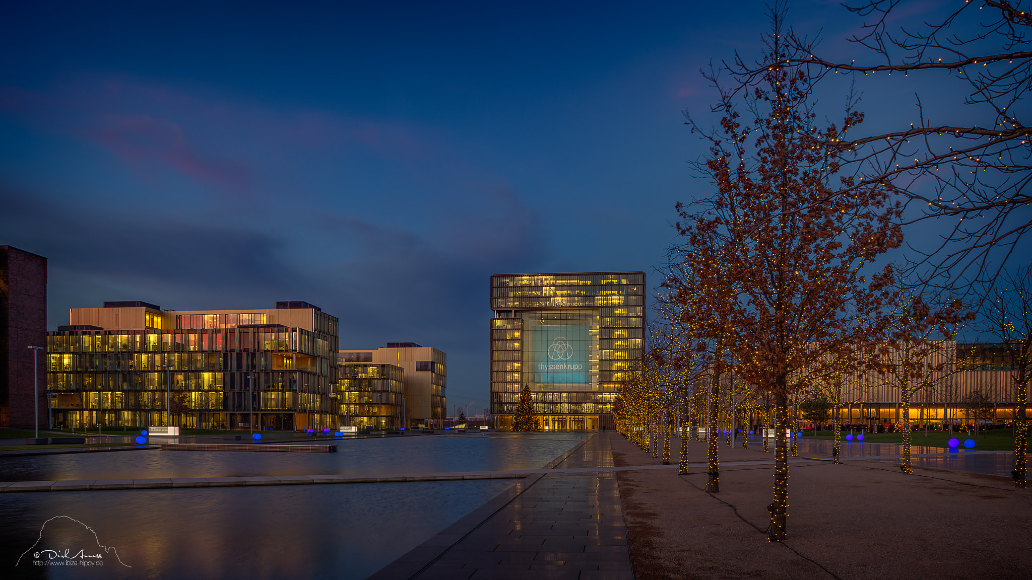 Canon EOS 6D + Canon TS-E 24mm f/3.5L sample photo. Thyssen krupp headquarter xmas photography