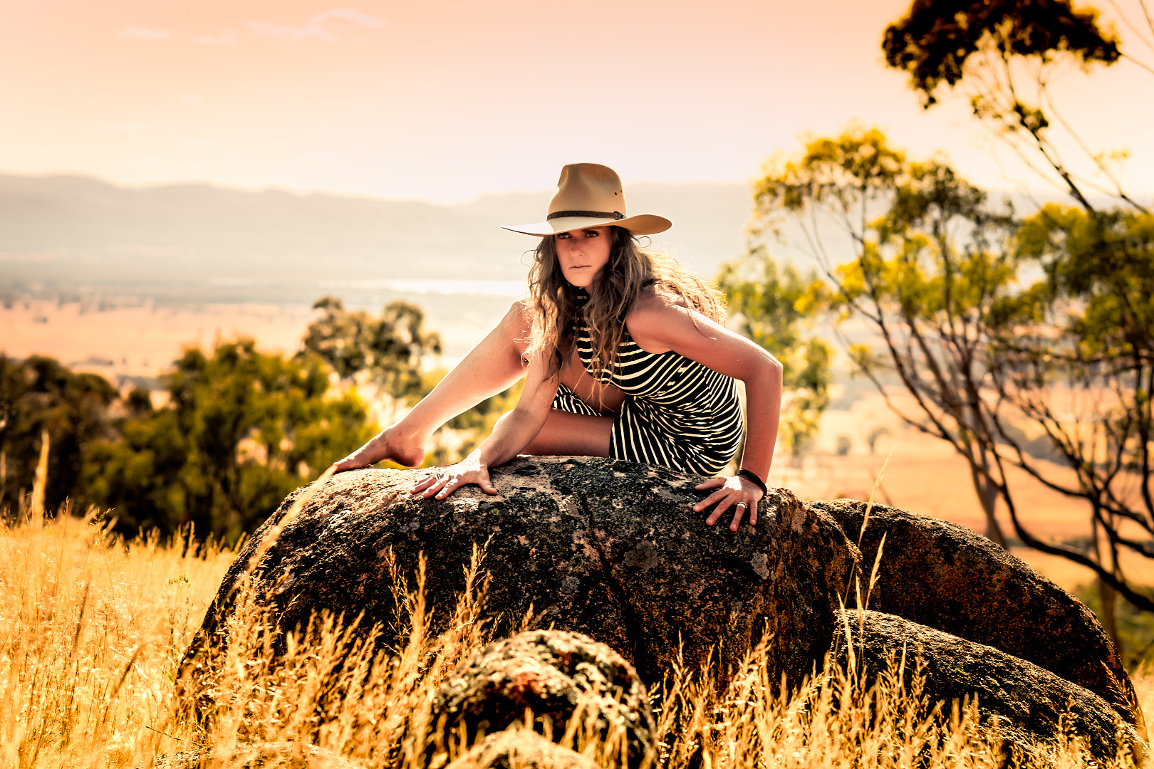 Sony Planar T* 85mm F1.4 ZA sample photo. Savannah girl photography