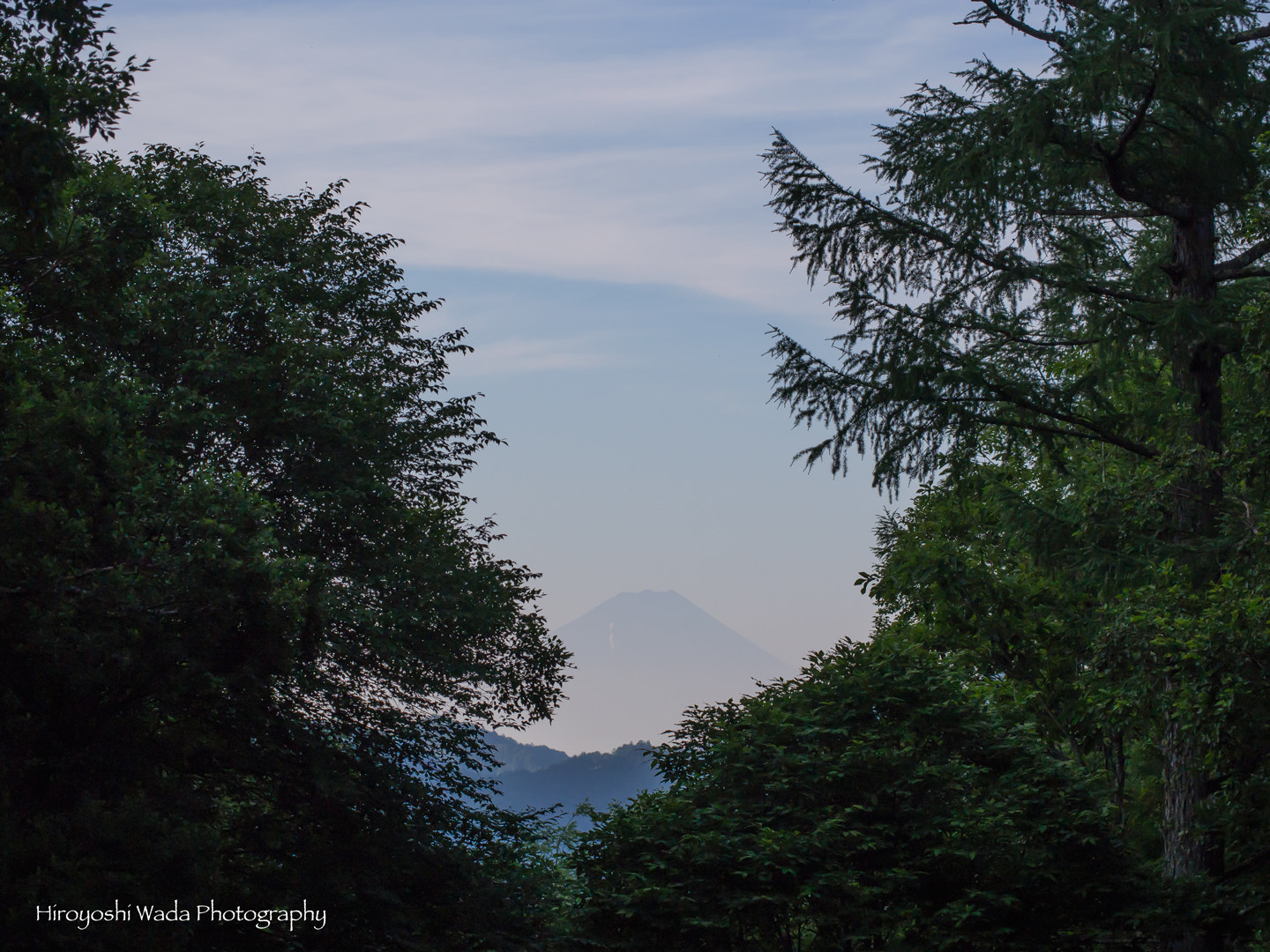 Olympus PEN E-PL5 sample photo. Good morning with mt. fuji photography