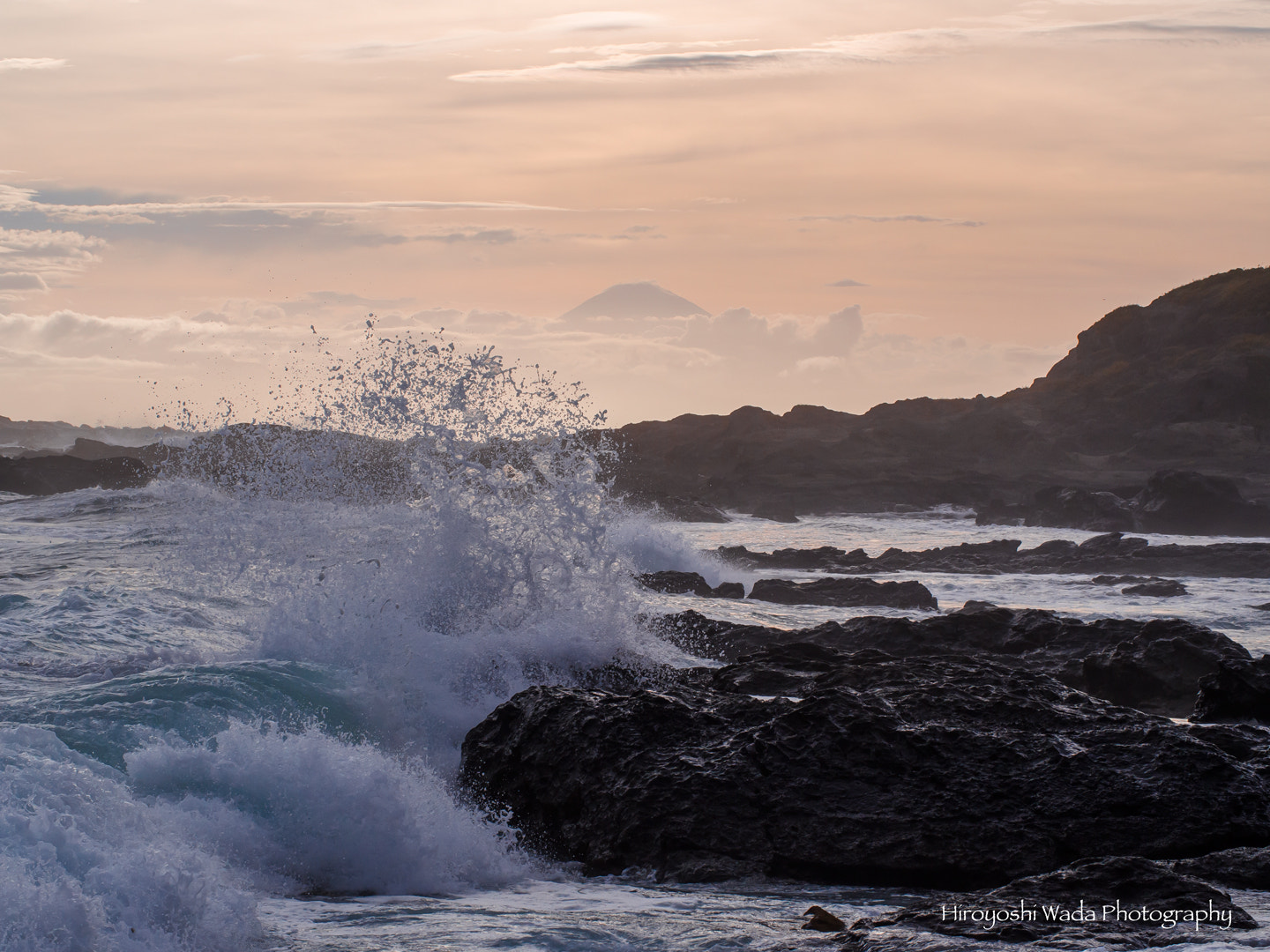 Olympus PEN E-PL5 sample photo. Beware of typhoon photography
