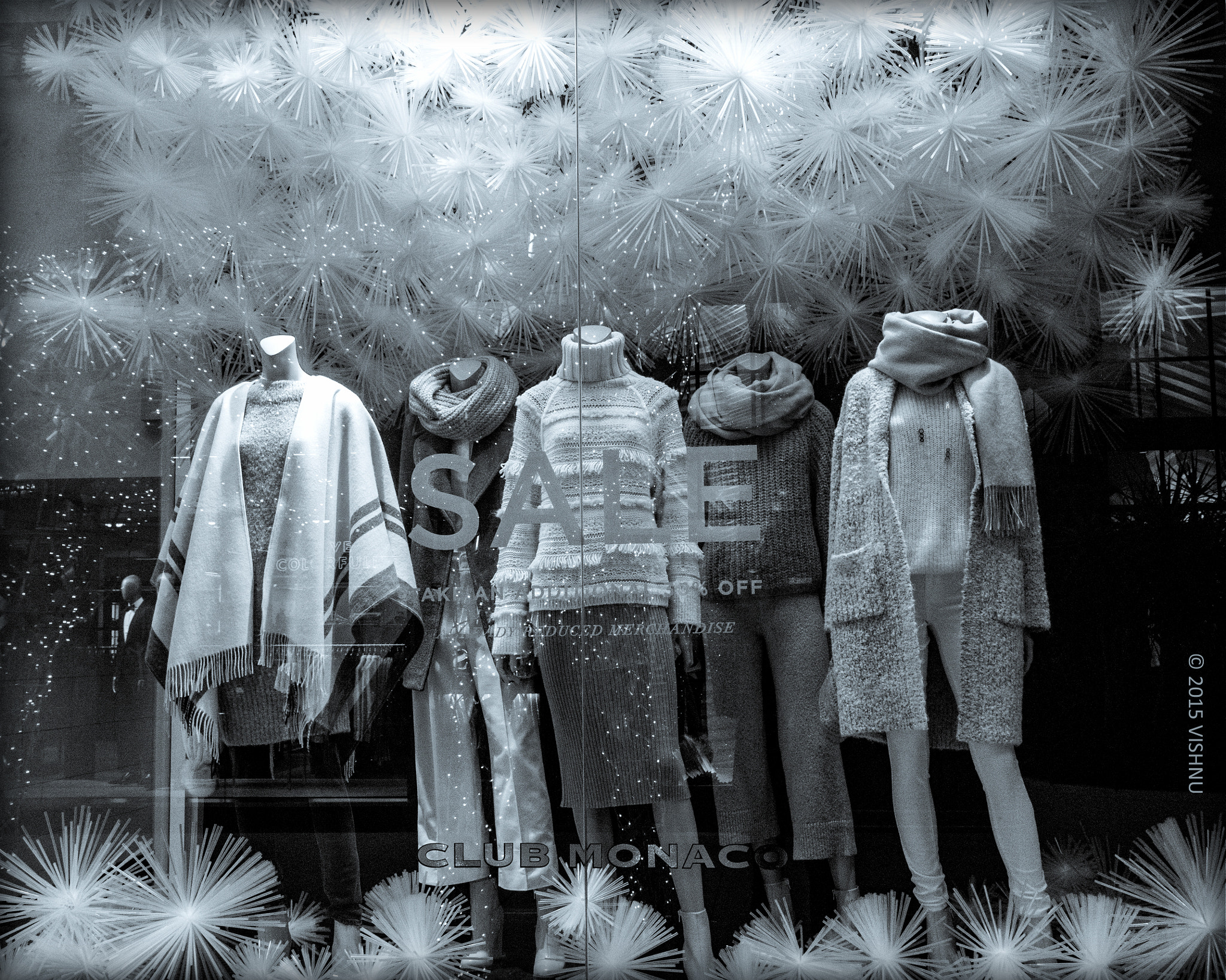 Panasonic Lumix DMC-GH4 + LUMIX G 20/F1.7 II sample photo. Clubmonaco store, toronto photography