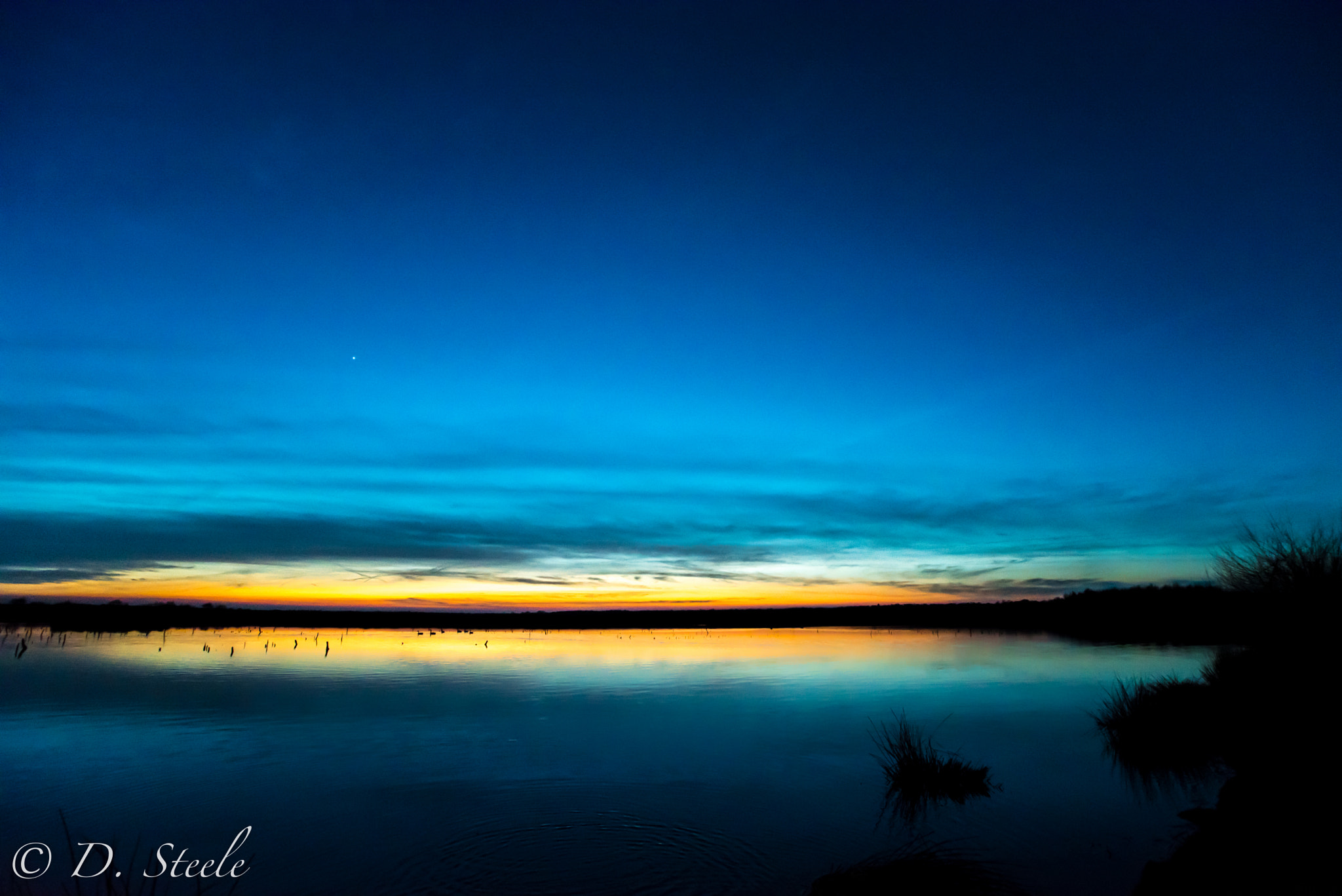 Nikon D750 + Sigma 17-35mm F2.8-4 EX Aspherical sample photo. Blue hour photography