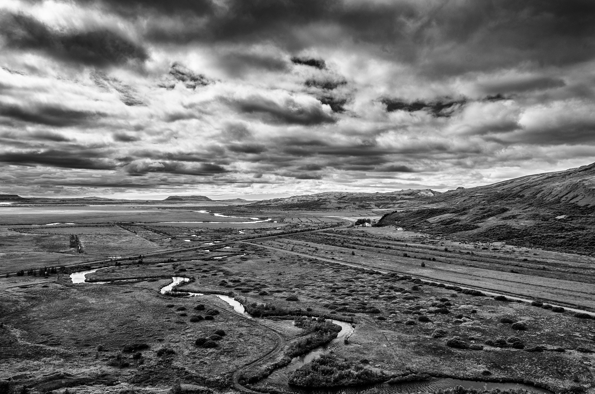 Nikon D5100 + Nikon AF-S DX Nikkor 17-55mm F2.8G ED-IF sample photo. Iceland landscape photography
