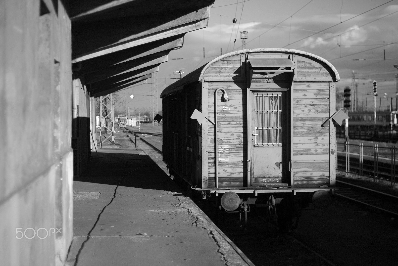 Canon EOS-1D sample photo. Bw photography