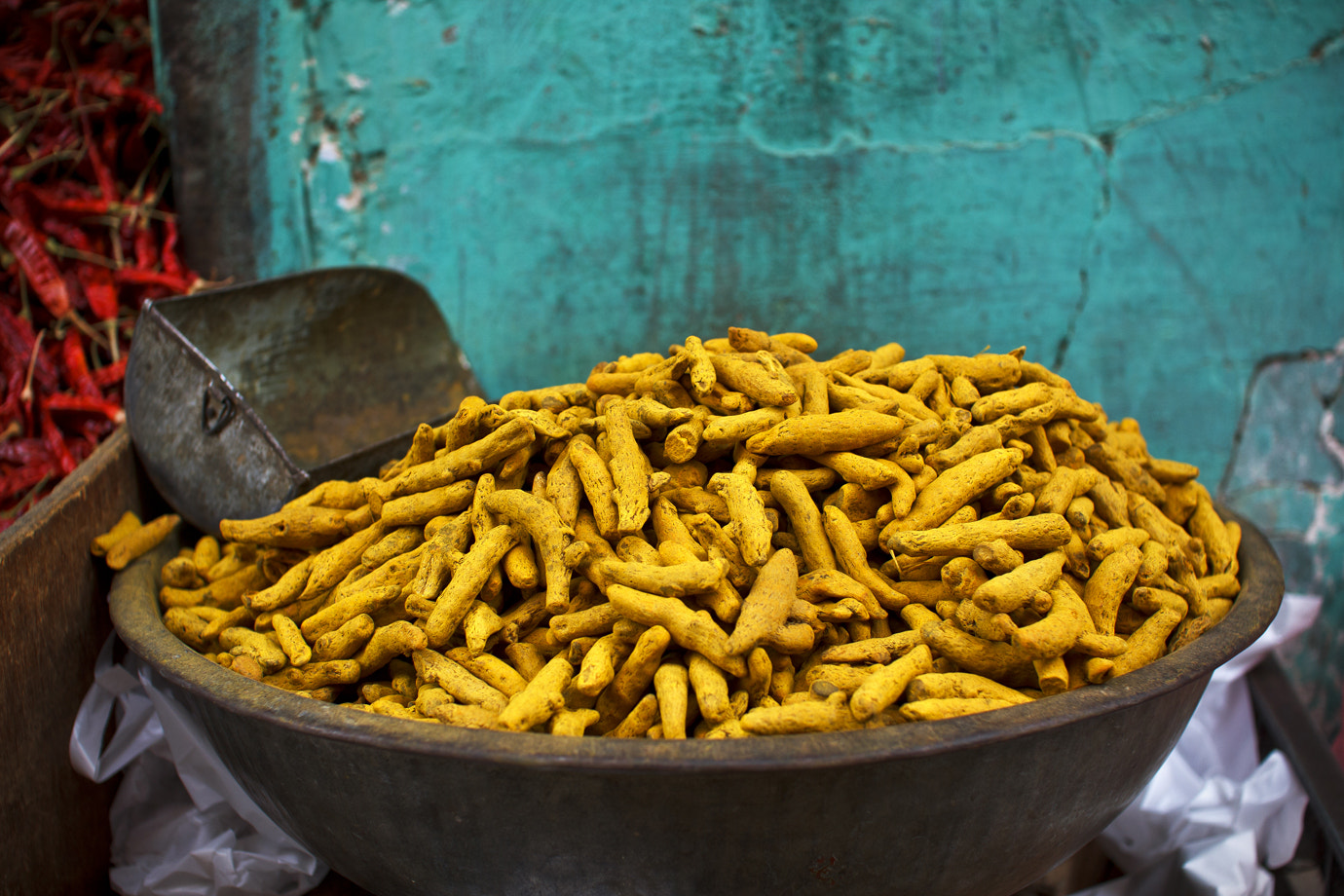 Sigma 30mm f/1.4 DC HSM sample photo. Yellow turmeric photography