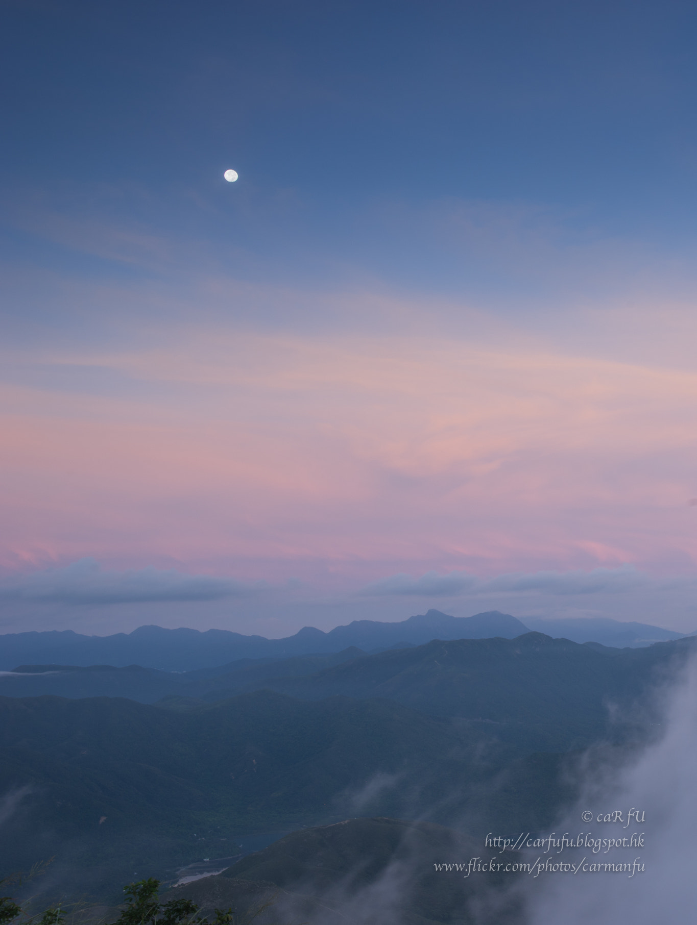 Sony a7 + Canon EF 24-70mm F4L IS USM sample photo. Twilight photography