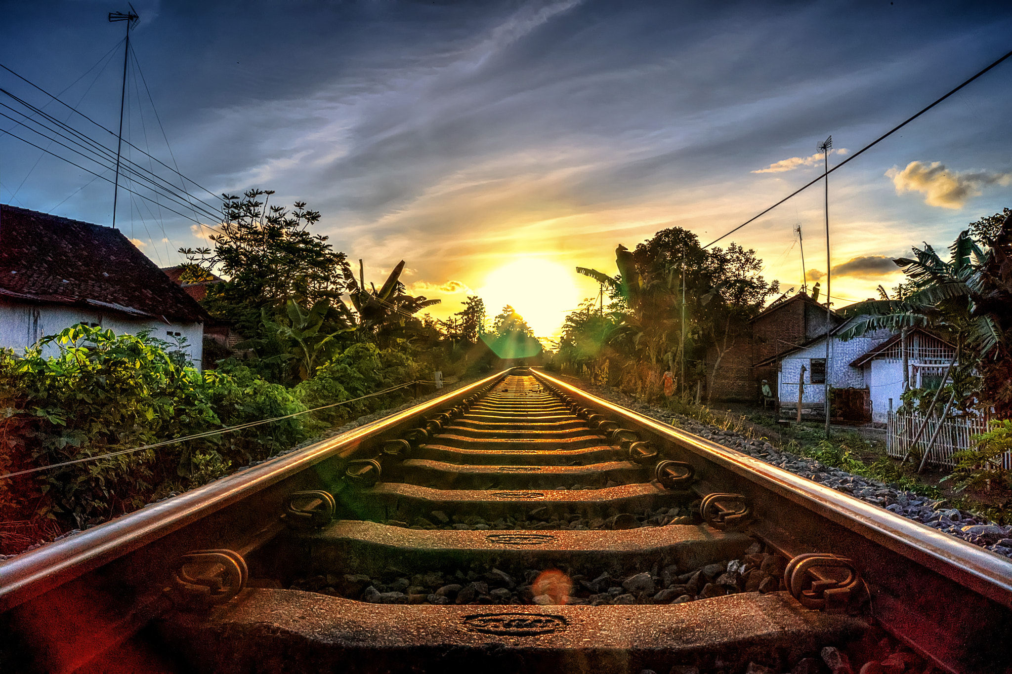 Sony Alpha DSLR-A560 sample photo. Sunset and railway photography