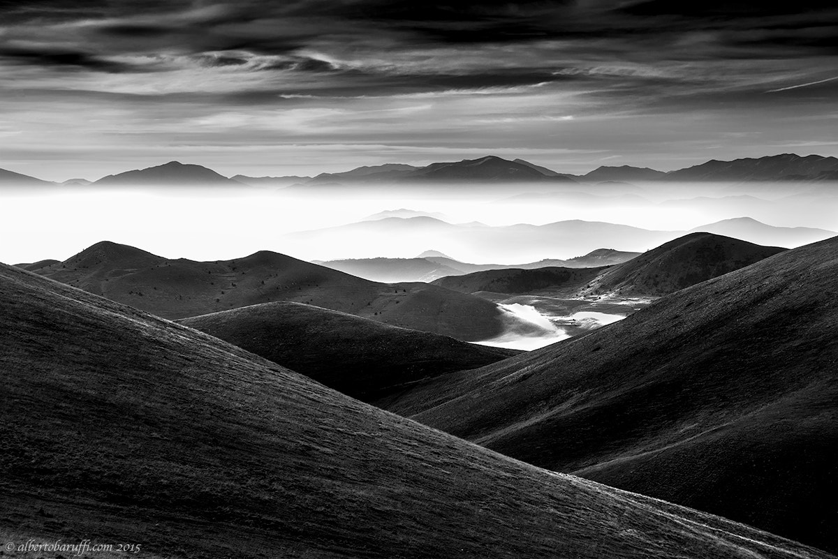 Nikon D600 + AF Nikkor 70-210mm f/4-5.6 sample photo. Always campo imperatore photography