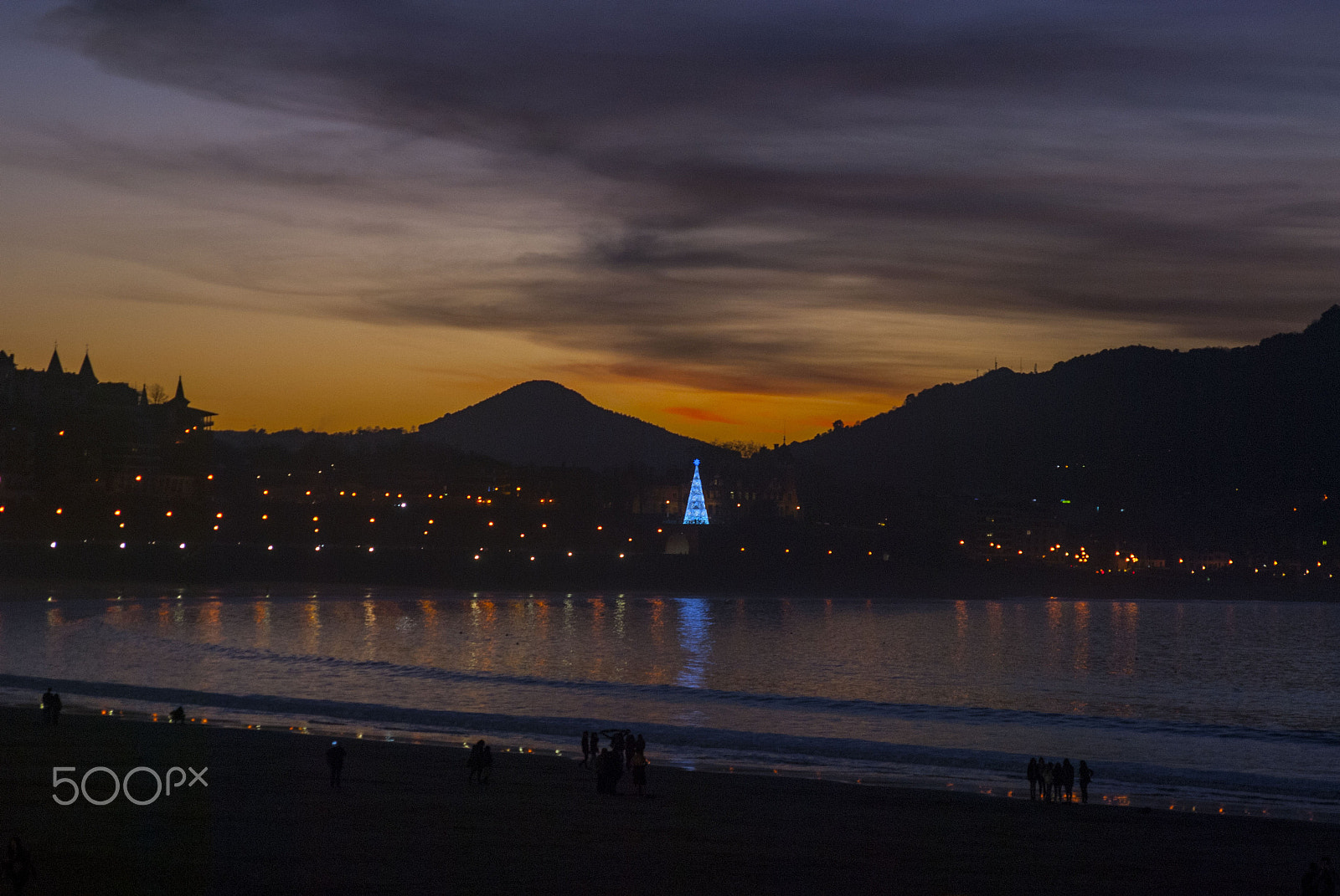 Sigma 24-70mm F2.8 EX DG HSM sample photo. Christmas in the night.jpg photography