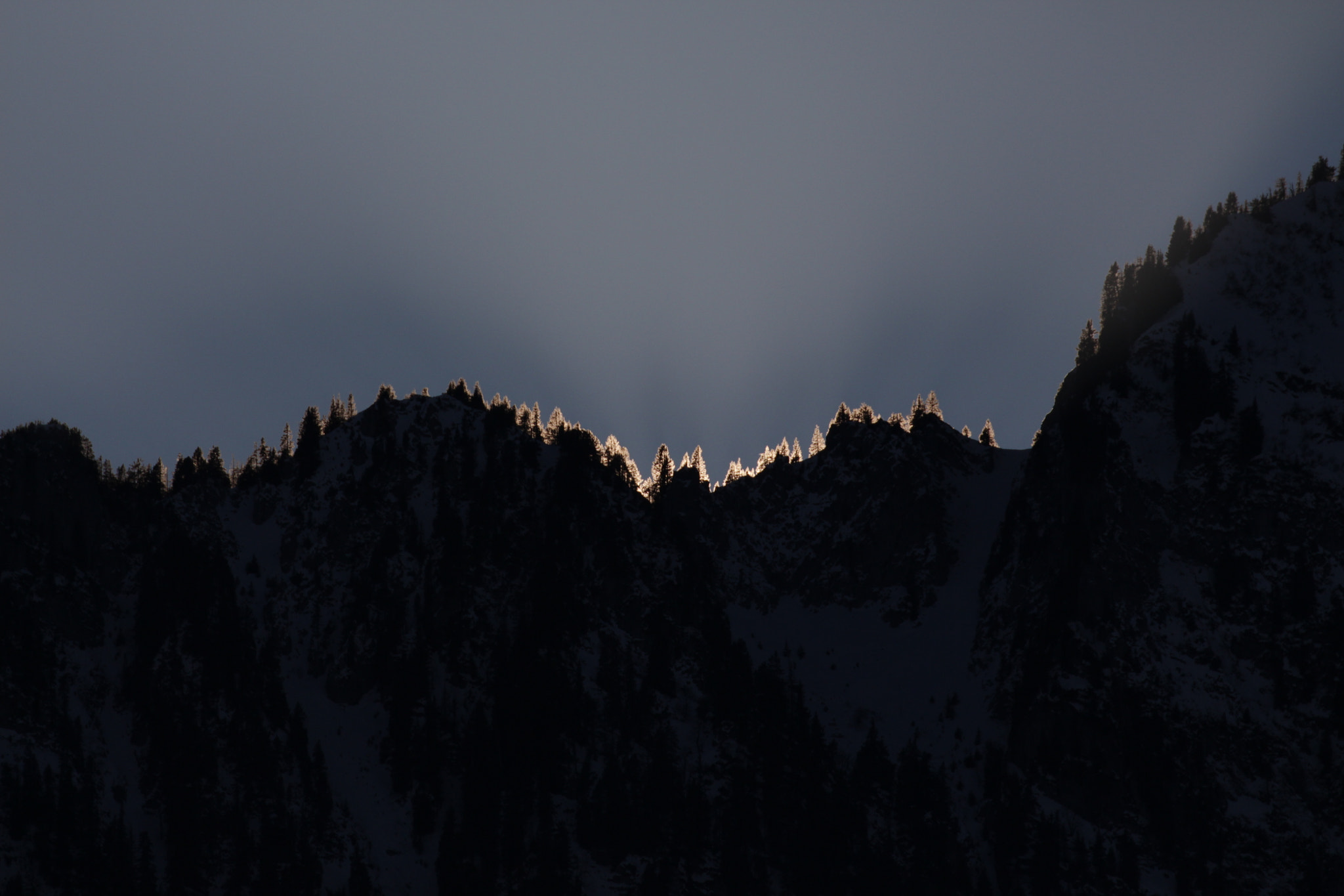 Canon EF 100-400mm F4.5-5.6L IS II USM sample photo. Touch the ridge photography
