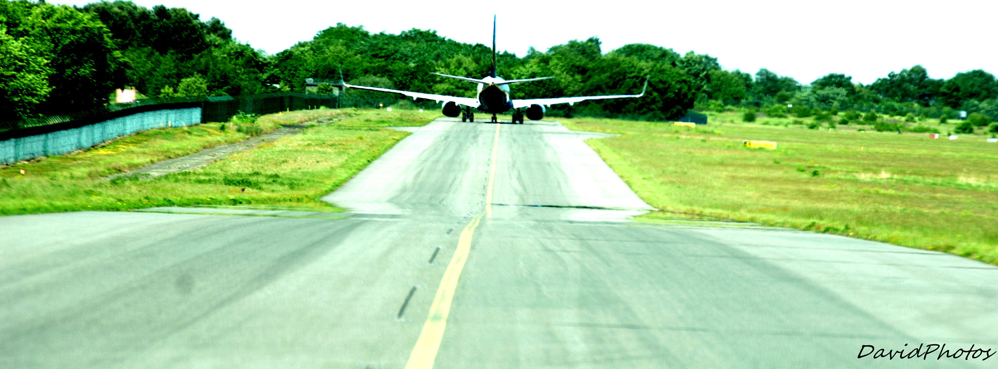 Nikon D2Xs sample photo. Runway at weeze airport photography