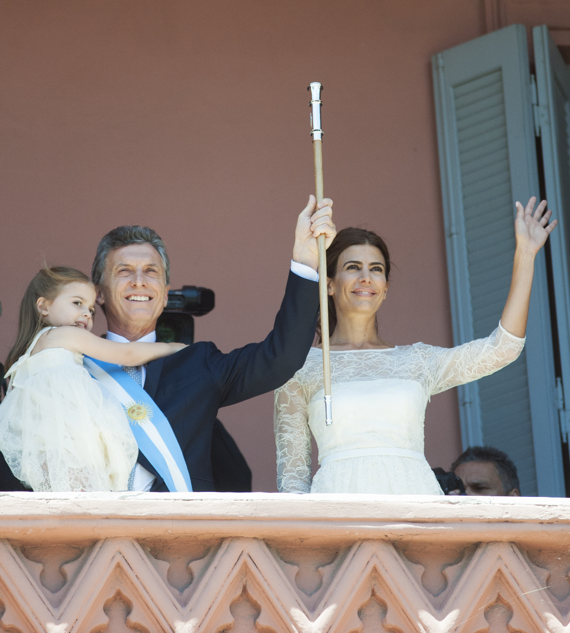 Sigma 70-200mm F2.8 EX DG OS HSM sample photo. Mauricio macri assumption photography