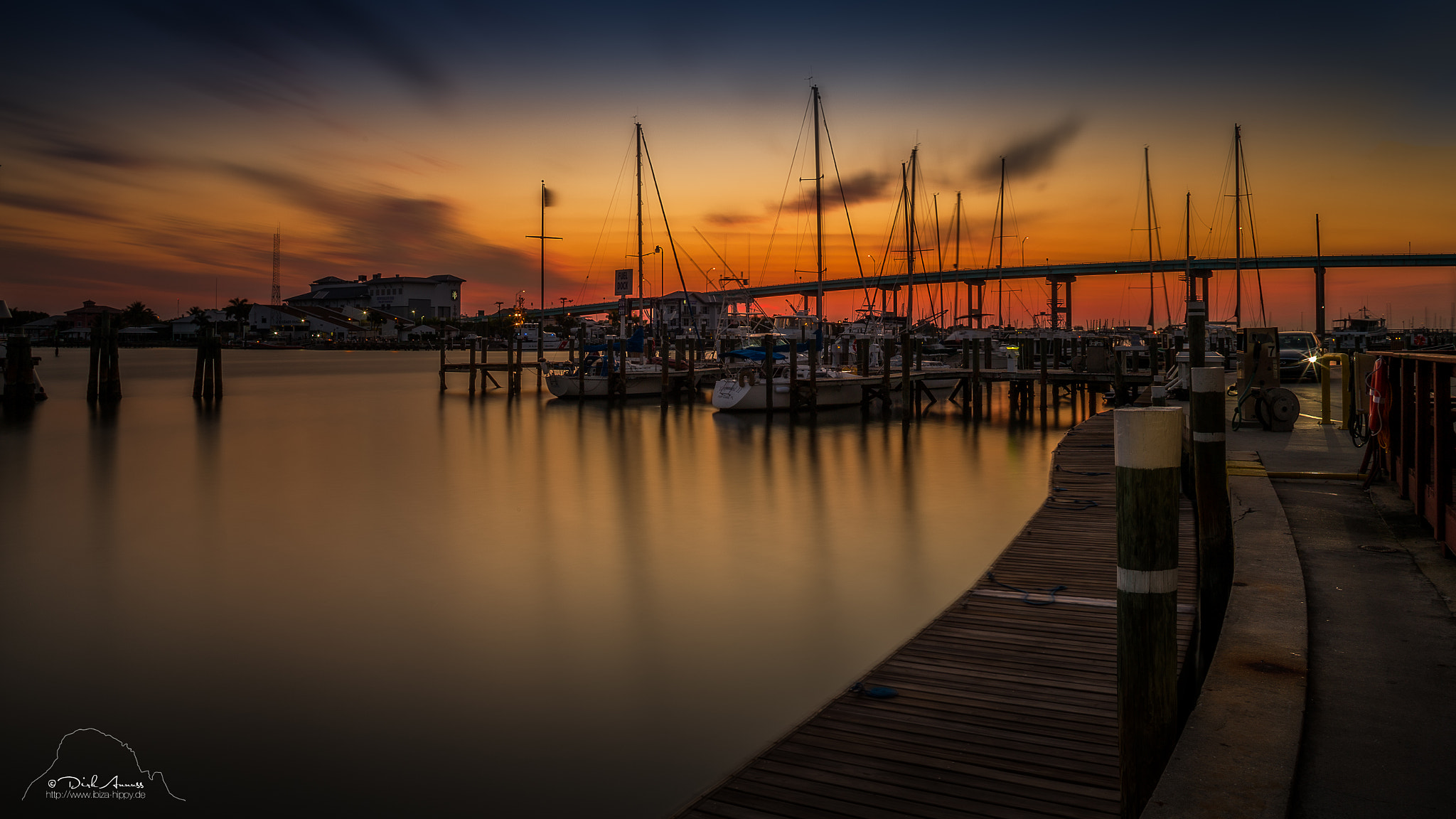 Canon EOS 6D + Canon TS-E 24mm f/3.5L sample photo. Sunrise at ft. myers beach photography