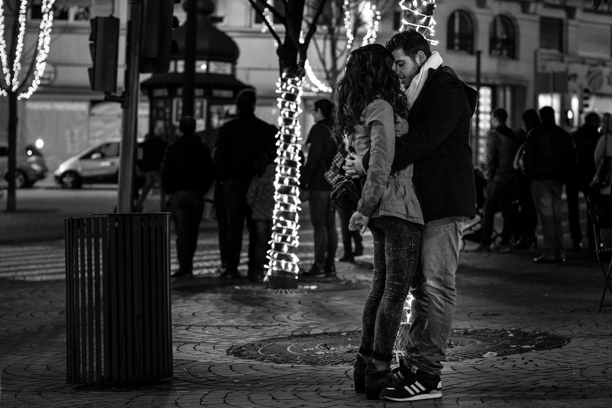 Leica APO-Summicron-M 75mm F2 ASPH sample photo. In love... photography