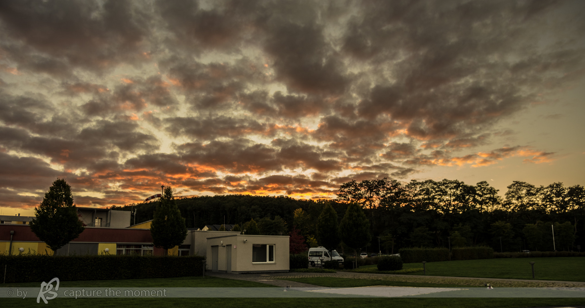Pentax smc DA 15mm F4 ED AL Limited sample photo. Cloudy sunset in siegen.jpg photography