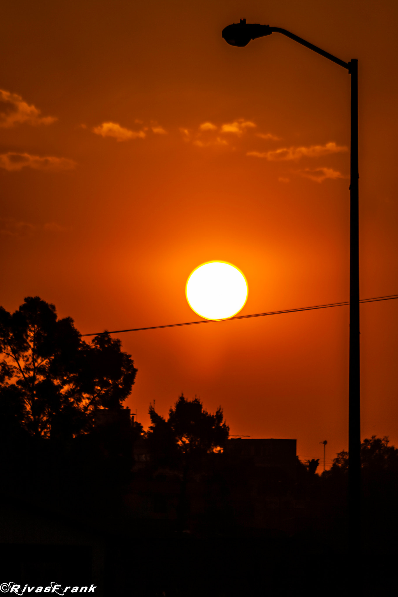 Sigma 70-300mm F4-5.6 APO DG Macro sample photo. Red sunset photography