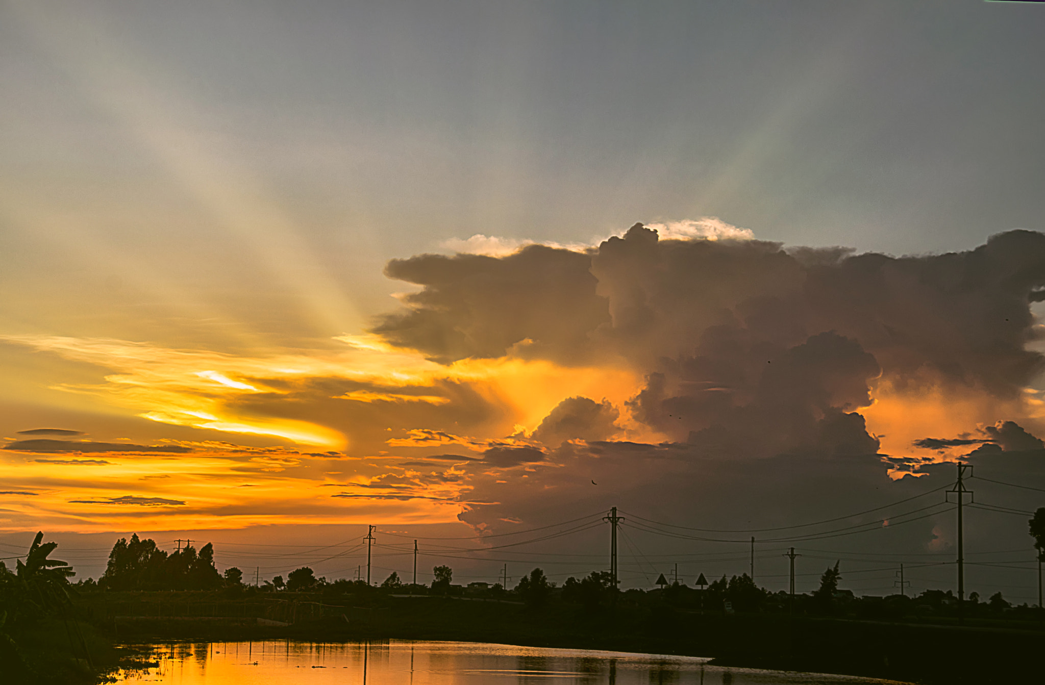 Sigma 18-250mm F3.5-6.3 DC OS HSM sample photo. Sunset photography