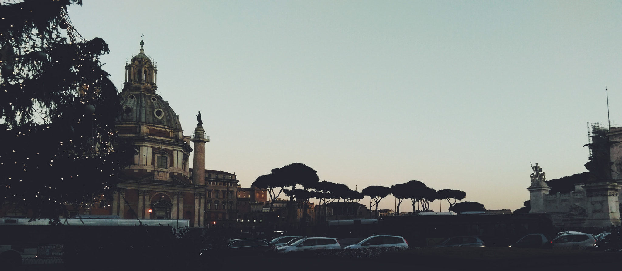 HTC ONE (E8) DUAL SIM sample photo