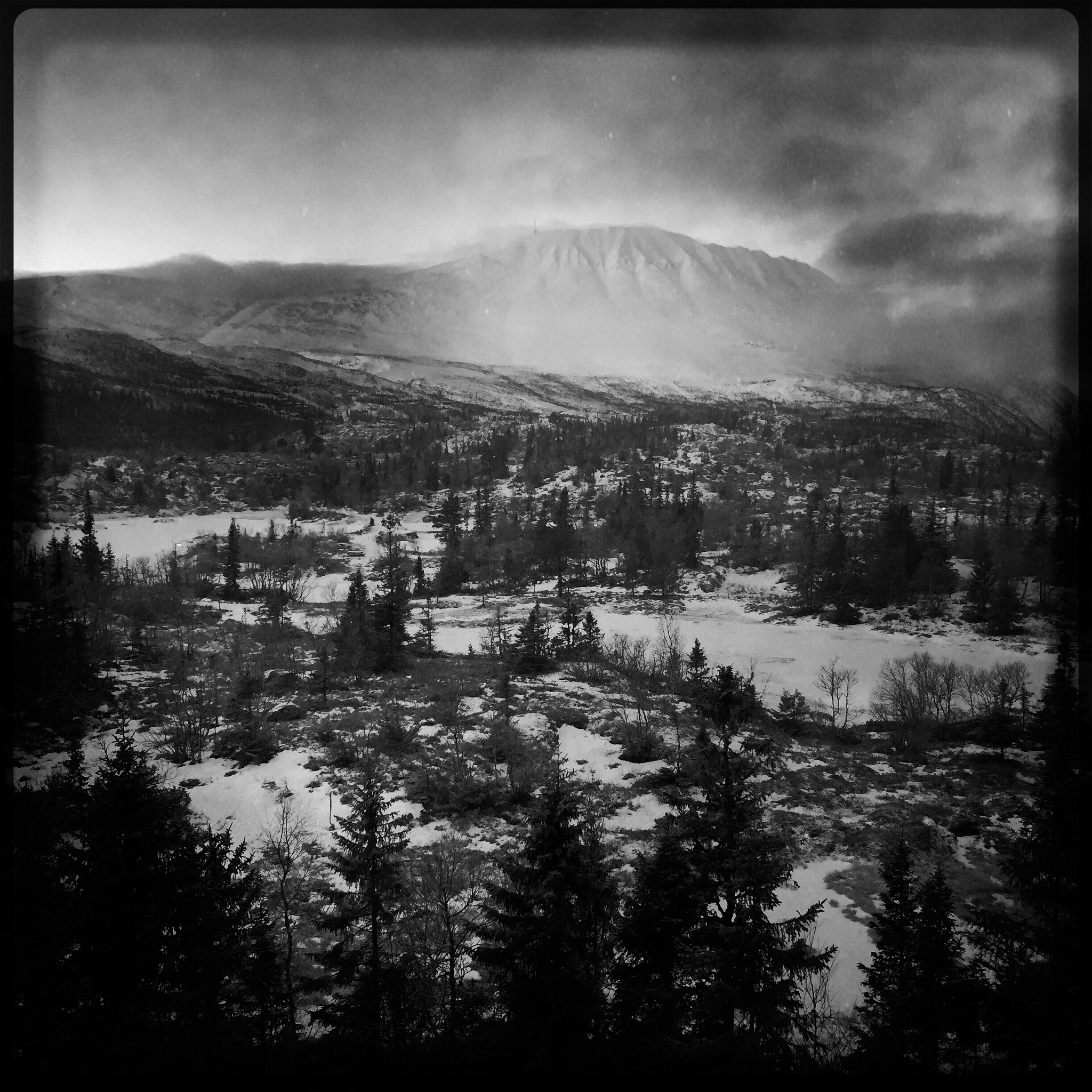 Hipstamatic 304 sample photo. Gaustadtoppen photography