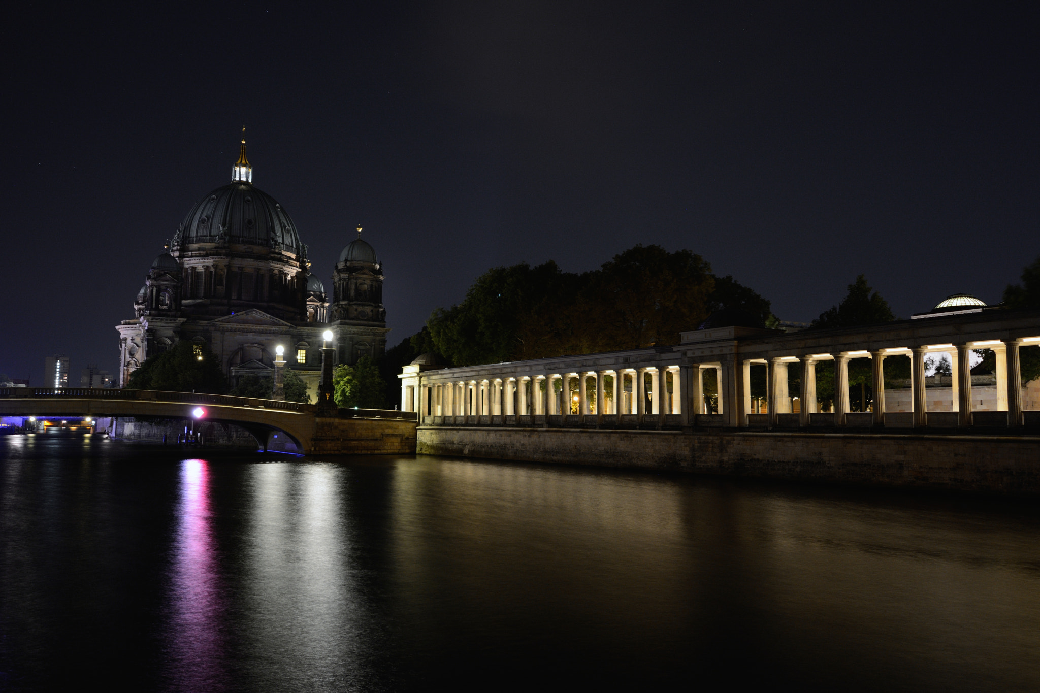 Sigma 12-24mm F4.5-5.6 II DG HSM sample photo. Berliner dom & musemsinsel photography