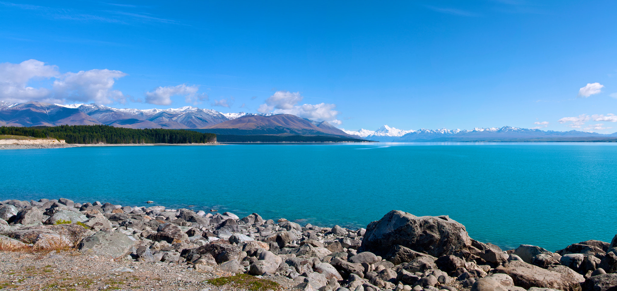 Canon EOS 450D (EOS Rebel XSi / EOS Kiss X2) + Tamron AF 28-200mm F3.8-5.6 XR Di Aspherical (IF) Macro sample photo. Lake pukaki panorama photography