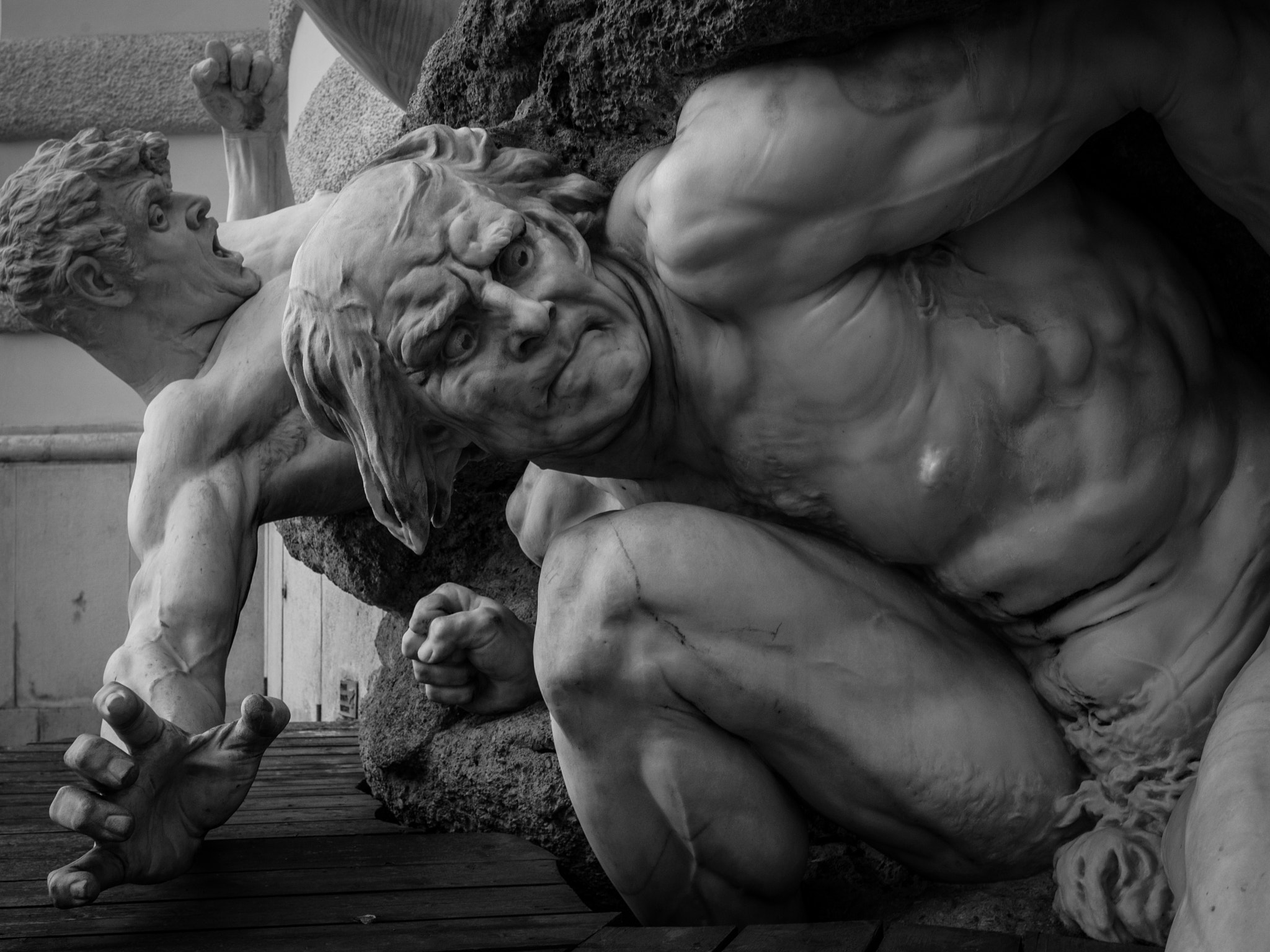 Leica Elmarit-M 28mm F2.8 ASPH sample photo. Street fighter photography