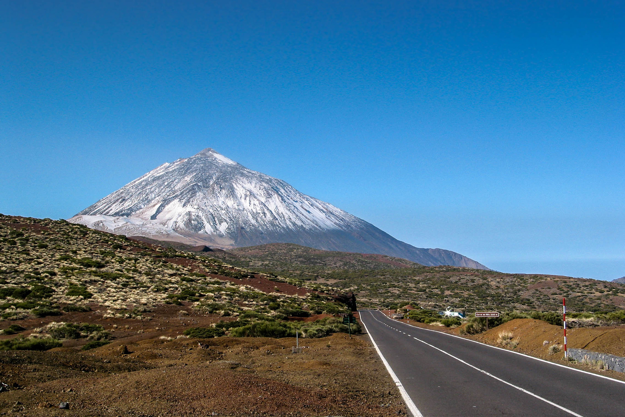 Canon POWERSHOT G2 sample photo. Teide in winter times photography