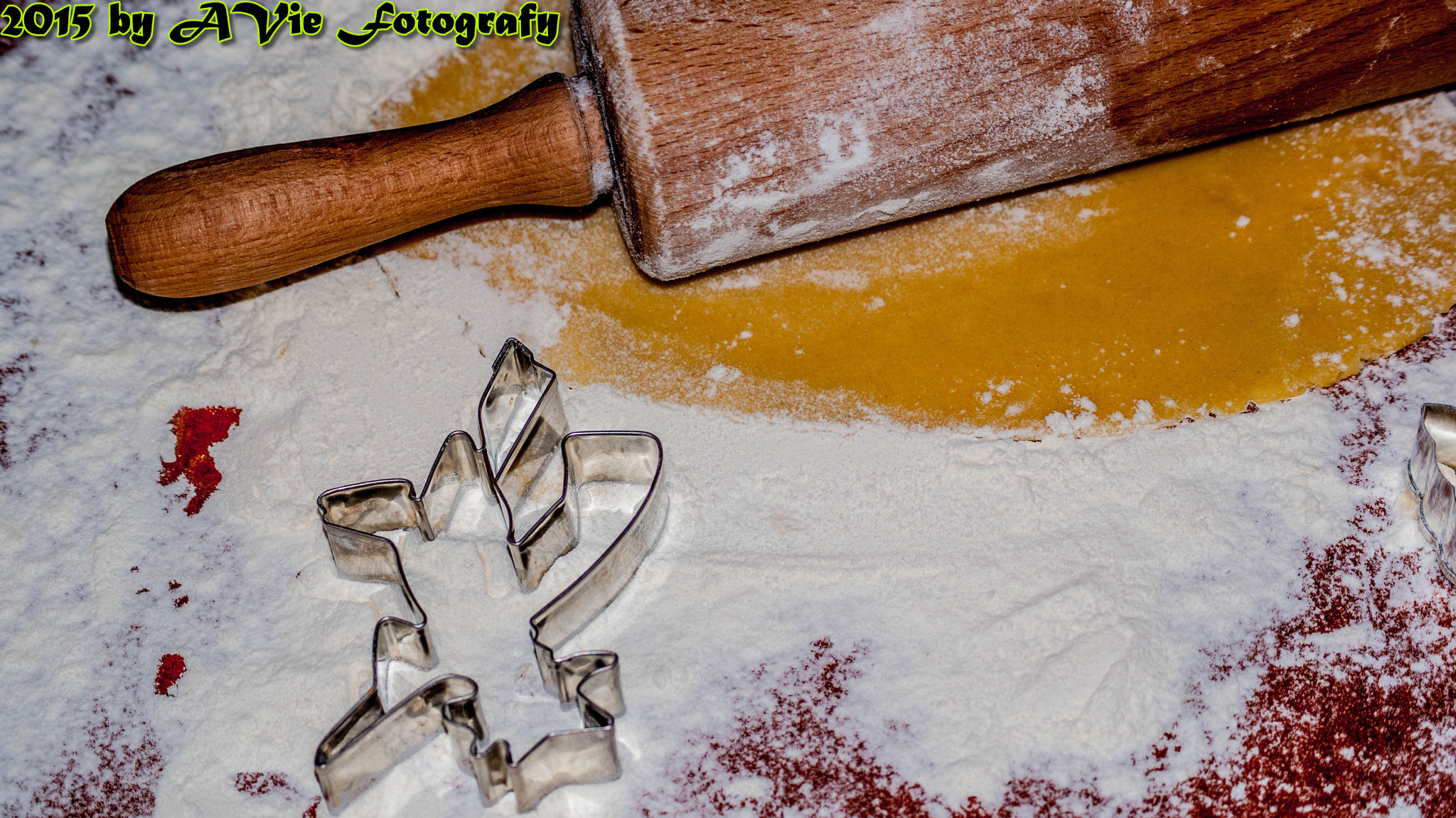 Sony DT 55-200mm F4-5.6 SAM sample photo. Baking cookies photography